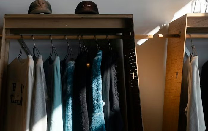 Article Image for Building a Timeless Capsule Wardrobe with Sustainable Pieces