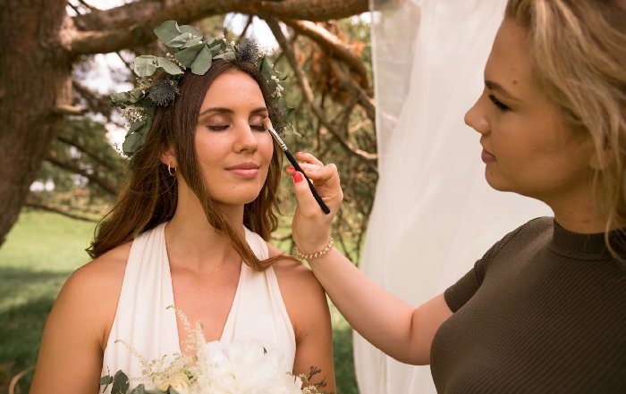 Article Image for How to Transition from Beautician to Successful Business Owner