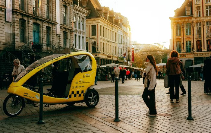 Article Image for Rethinking Mobility: Eco-Friendly Commuting Options for City Dwellers