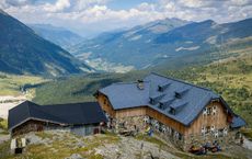 Article Image for Selecting Eco-Conscious and Sustainable Lodging Options