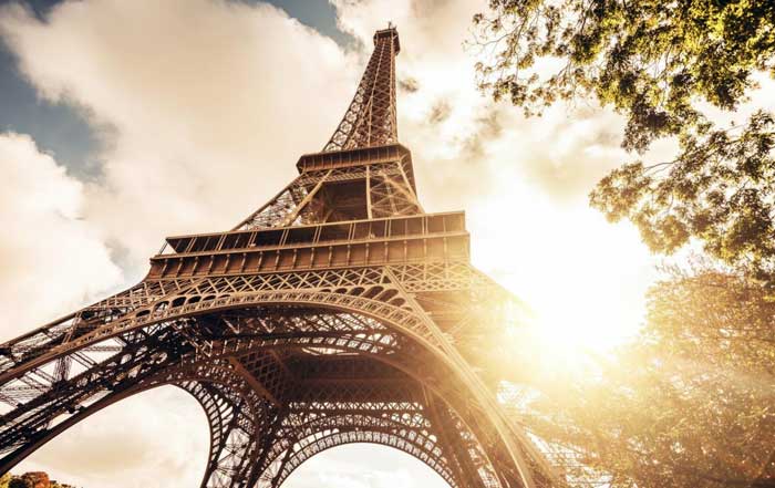 Travel Tips What To Do and Where to go in Paris for Elegant Ladies